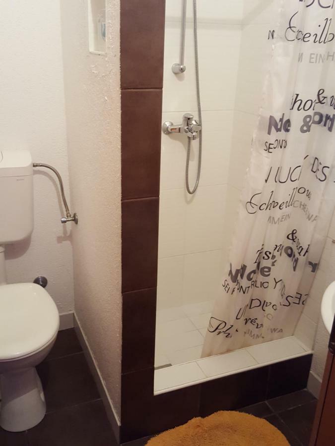 Apartmani Katja Omis Bagian luar foto