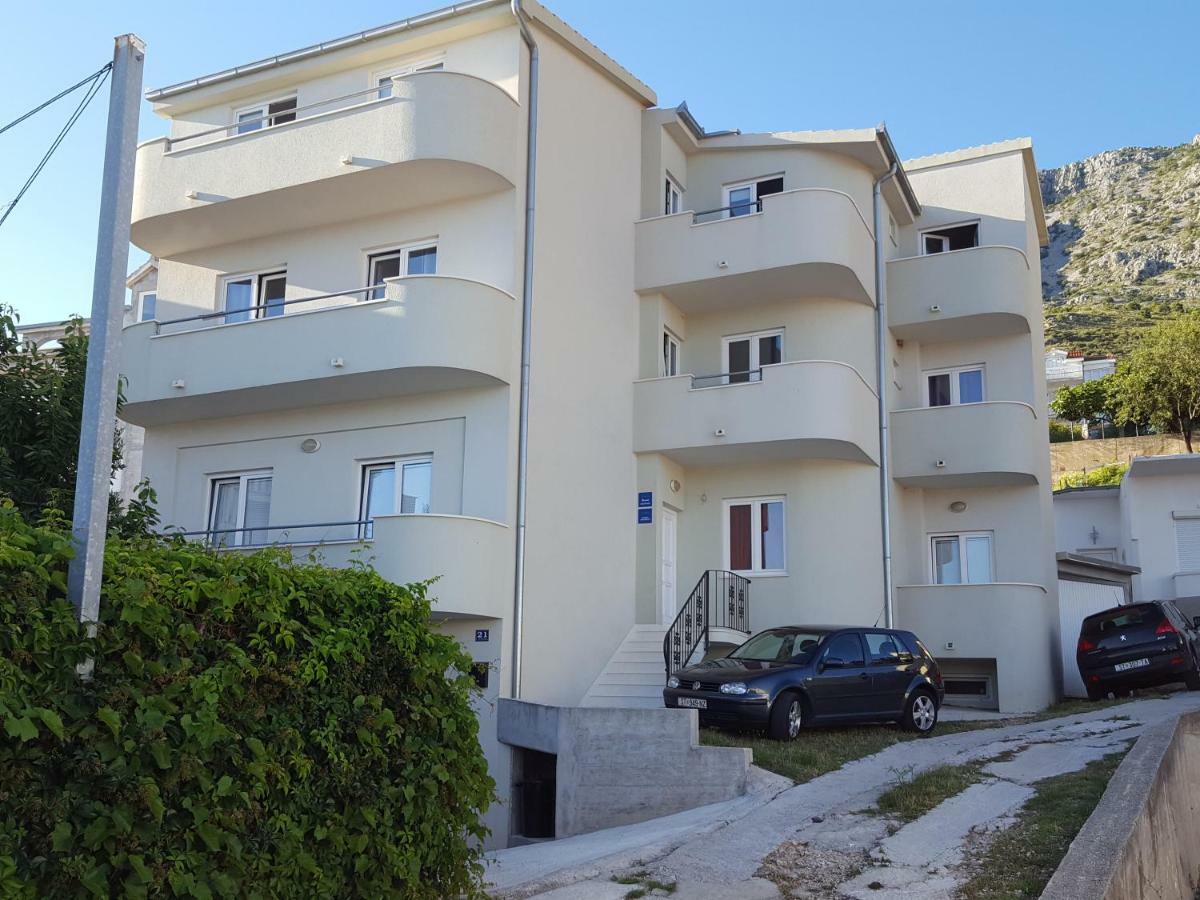 Apartmani Katja Omis Bagian luar foto